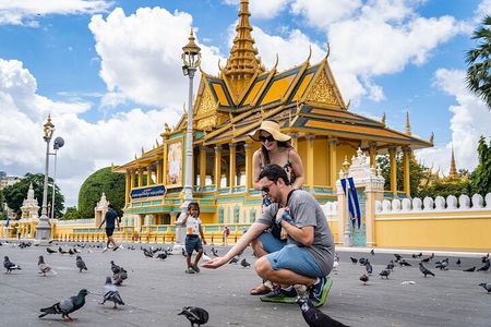 Phnom Penh: Highlights Tour Including National Museum