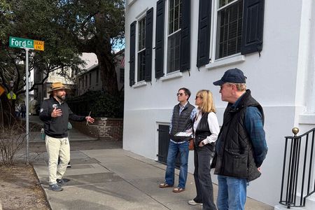 Charleston Signature History Walking Tour: Explore the Past