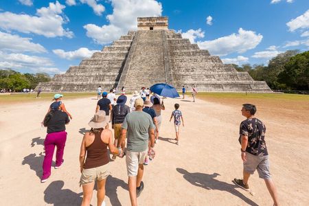Chichén Itzá Ancestral Tour from Cancún with Cenote