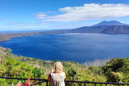 Explore 3 Volcanoes in One Day (Mombacho+Apoyo+Masaya)