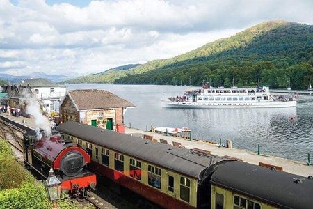 Lake District from Manchester Including Lake Cruise 