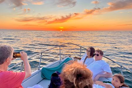 Cefalù : Boat excursion with Aperitif Snorkeling and Caves