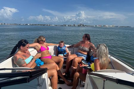 3-hour Private Boat Tour in Clearwater Florida Up to 6 People