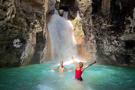 Private Tour Crystal Waterfall All-inclusive, transportation