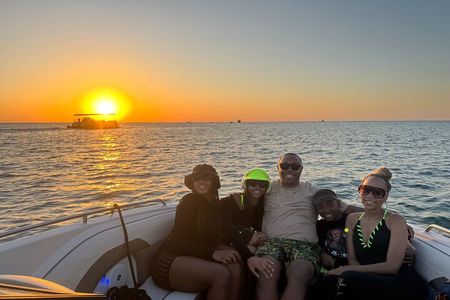 Private Clearwater Sunset Cruise & Dolphins (2 Hours,6 Guests)
