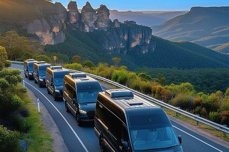 Blue Mountains Mercedes Tour: Cockatoos, Cascades & Scenic World