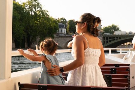Paris Kids & Family Seine River Cruise with Muffin, Donut & More