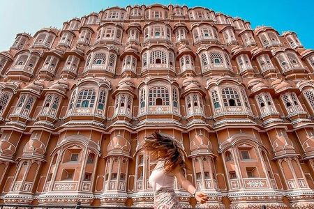 Royal Jaipur in 2 Days Private Heritage and Forts Tour