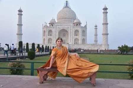 Taj Mahal and Mausoleum Skip-the-Line Express Entry Tour