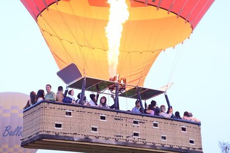 Luxury Sunrise Hot Air Balloon Ride in Luxor