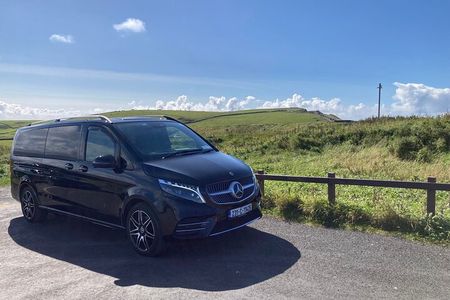 Cliffs of Moher and Bunratty Castle Luxury Private Tour from Cork