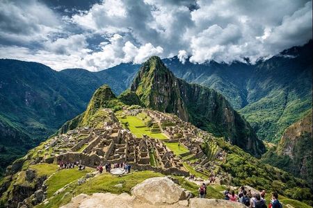 7 days tour Cusco Mountain of Colors Laguna Humantay Machu Picchu