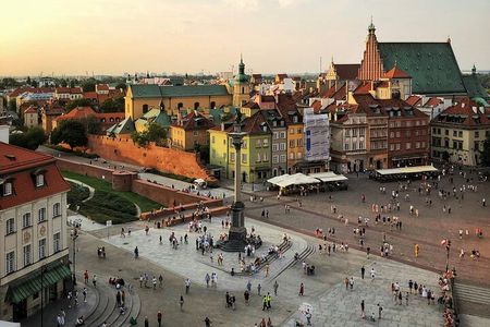 Explore Old town Warsaw with Student of Art on a Private Tour