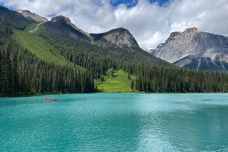 Lake Louise, Yoho and Marble Canyon Private Tour from Calgary