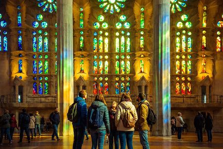 Barcelona Gaudí Combo Sagrada Familia and Park Güell Tour
