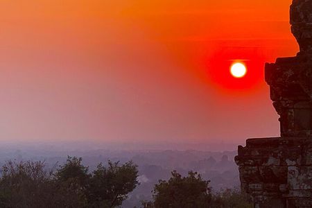 Ancient Temple Explorer Exclusive 3-Day Private Tour