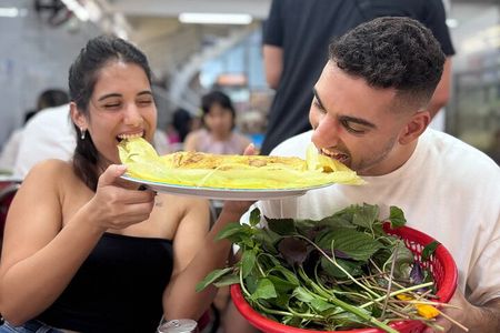 Eat Where Saigon Eats: Local Street Food Motorbike Tour