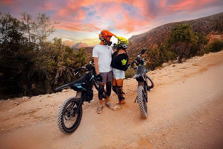 Electric Dirt Bike Tour – Scenic Sunset Adventure Near Zion