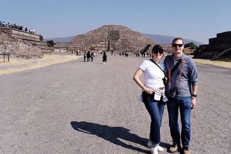 PRIVATE TOUR 3 pyramids of Teotihuacan + Breakfast + Transportation