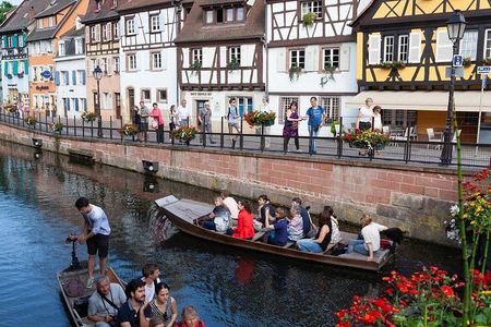 Half-day small group tour from Colmar to castle,Riquewihr