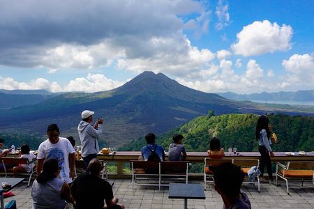 Bali Iconic Tour with Buffet Lunch and Attraction Tickets