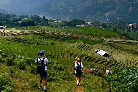 Authentic 2-Day Sapa Trekking with Local Black Hmong & Homestay