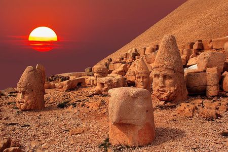 2-Day Nemrut and Gobeklitepe Package Tour from Istanbul