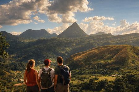 Climb The Tallest Natural Pyramid on Earth! TUSA MOUNTAIN HILL.