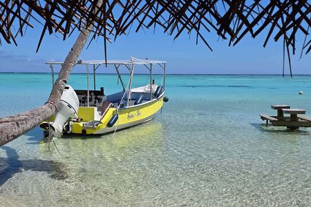 Day discovery of Tahaa vanilla beads rum and snorkeling