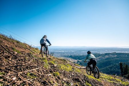 Beginner Downhill Mountain Biking Lesson in Christchurch