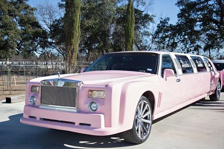 Private Pink Rolls Royce Limo Wine Tour