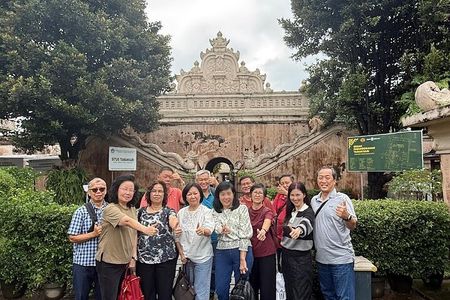 Yogyakarta Private Car Hire Driver with Costumized Tours