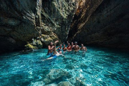 Zadar: Dugi Otok day trip to Golubinka Cave, Sakarun & Shipwreck