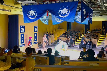 Kyoto Sumo Show Experience with Chicken Hot Pot & Souvenir