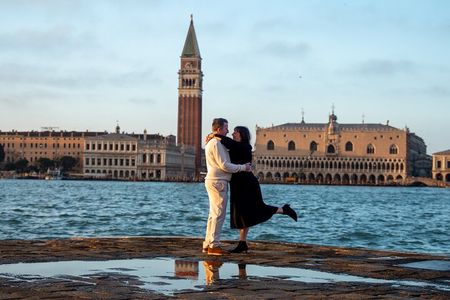 Cinematic Photoshoot in Venice: Capture Venice Hidden Gems 