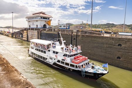 Panama Canal Partial Tour - Northbound direction