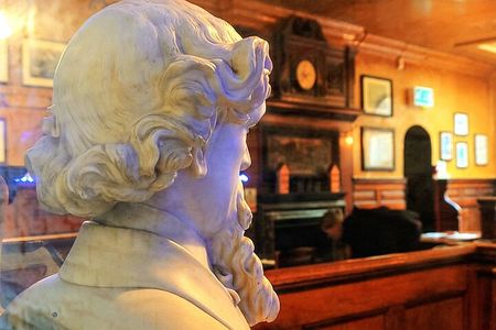 Charles Dickens Old London - Very Small Group Tour 