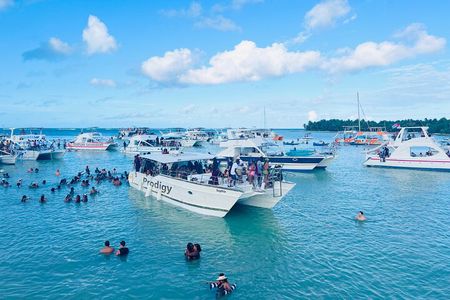 Punta cana Hip Hop Party Boat: Unlimited Drinks & DJ *Only Adults