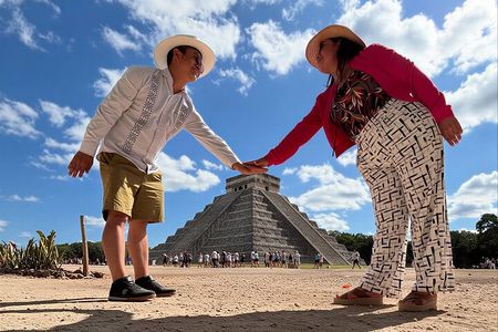Chichen Itza Tour: Guided Trip, Mexican Buffet and Saamal Cenote
