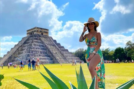 Chichen Itza Tour: Guided Trip, Mexican Buffet and Saamal Cenote