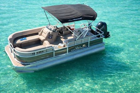  Raccoon Island • Private Boat Rental • Up to 6 people 