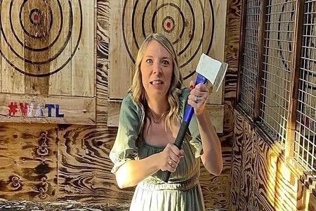 1 Hour Axe Throwing Experience