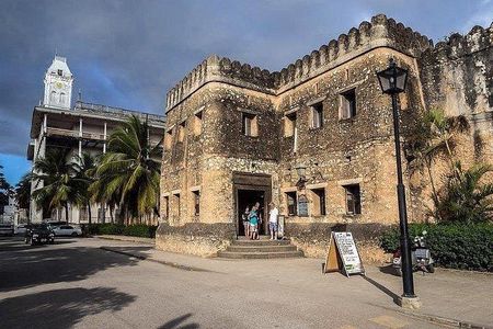 Stone Town Tour walk like a local expert in Zanzibar