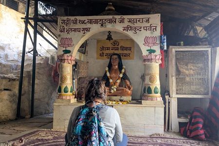 Rishikesh: Tat Wale Baba Cave Hike with Temple & Beatles Ashram