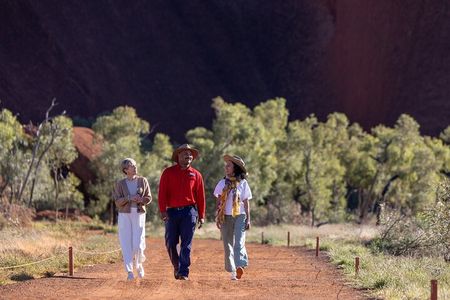 Uluru Morning Guided Base Walk