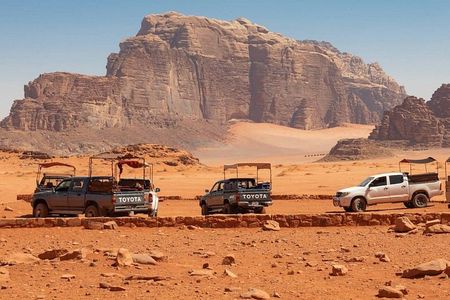 Jordan Explorer 4 days Tour Experience –Petra, Wadi Rum, Dead Sea