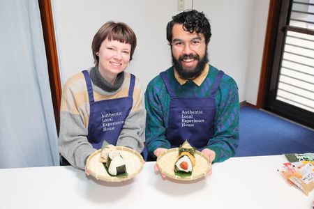 Nara: Authentic Onigiri Cooking Class & Meal in a Local Home