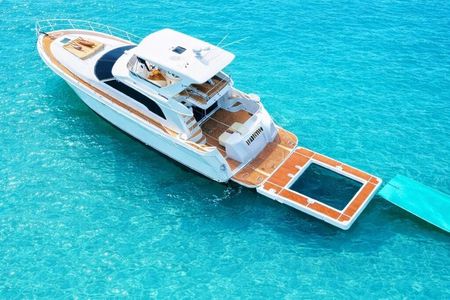 Miami Yacht Rental 55+ 2 Jet Ski | Miami Boat rentals