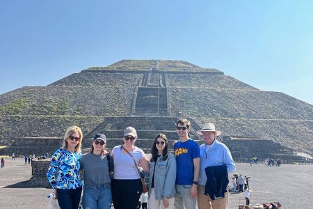 Teotihuacan Express 10 People Shared Tour from Mexico City