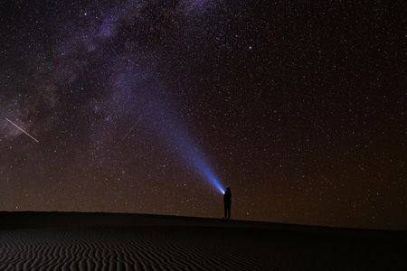 Doha Night Desert Safari Stargazing and Inland Sea Visit